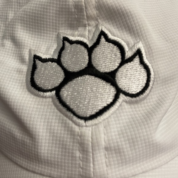 American Dry Goods Golf Tennis Hat White Lightweight Adjustable Tape - Picture 2 of 6